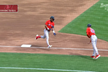 (Point culminant) Ceddanne Rafaela donne l'avantage aux Red Sox avec un circuit de 2 points contre Chris Sale