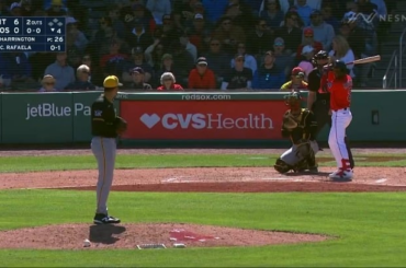 (Point culminant) Ceddanne Rafaela frappe un moonshot pour son premier home run de l'entraînement de printemps