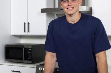 Du terrain de baseball à la table de la cuisine : le joueur de baseball professionnel Ben Rice fait équipe avec Ben's Original™ Rice pour un partenariat du Grand Chelem