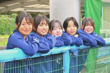 Au Kendai Takasaki HS à Gunma, au Japon, une équipe de baseball puissante, des étudiantes en MS de tout le pays affluent pour postuler en tant que gestionnaires d'étudiants. Parmi eux, quelqu'un est même venu nous rendre visite depuis Okinawa, à environ 1500 km. Le baseball HS est extrêmement populaire au Japon, mais cela est inhabituel.