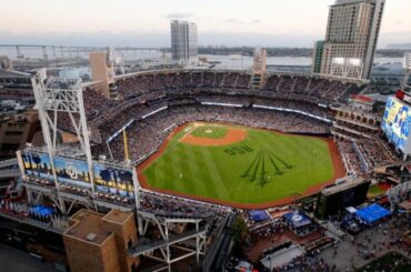 (ABC 10 News San Diego) Rapport : Petco Park a généré environ 913 millions de dollars de nouvel impact économique en 2024