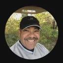 (Hayes) Au cours de la séance matinale de l'enclos des releveurs, le lanceur des Phillies Daniel Robert a subi un problème médical qui a mis fin à la séance et a envoyé le personnel médical se précipiter. Robert a trébuché du monticule, est tombé à genoux. Du matériel médical d'urgence a été amené sur les lieux. Les ambulanciers sont arrivés en quelques minutes.