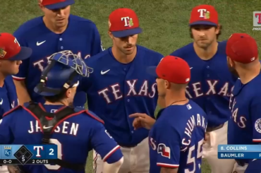 Le moment où le manager des Rangers, Skip Schumaker, a déclaré à Carter Baumler, le choix de la règle 5, qu'il figurait sur la liste de la journée d'ouverture lors d'une visite au monticule d'entraînement de printemps.