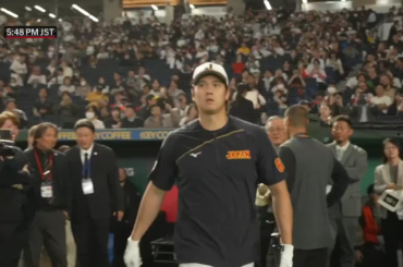 Shohei Ohtani salue la légende du baseball Sadaharu Oh