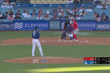 (Point culminant) Shohei Ohtani a onze retraits au bâton en 4 manches et le termine avec le premier coup sûr des Dodgers de la journée.