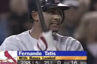 Fernando Tatis Sr. a réussi deux tournois du Grand Chelem dans la même manche en 1999. Il est toujours le seul joueur de l'histoire de la MLB à y parvenir