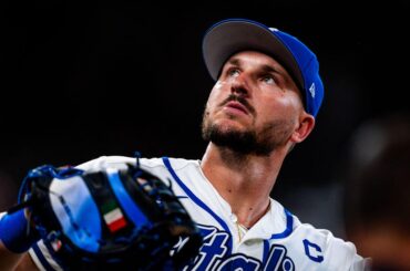 La star italienne Vinnie Pasquantino : "De rien, États-Unis."