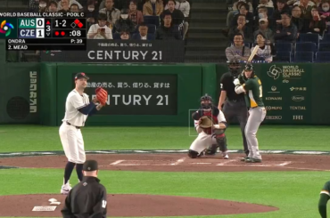 Curtis Mead donne l'avantage à l'Australie 3-1 en 3e avec un circuit de 3 points