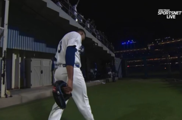 (Point culminant) Entrée d'Edwin Diaz au Dodger Stadium interprétée par Tatiana Tate