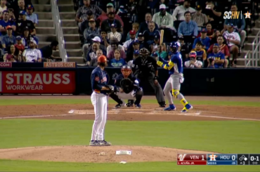 (Jomboy Media) Ronald Acuña Jr. a tenté de contester un lancer, mais dans la World Baseball Classic, il n'y a pas d'ABS 😂