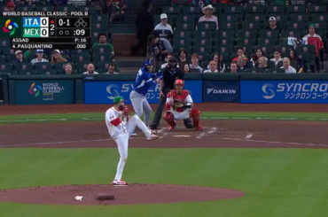 (Point culminant) Le premier coup sûr de Vinnie Pasquantino lors de la Classique mondiale de baseball donne l'avantage à l'équipe d'Italie dès le début !