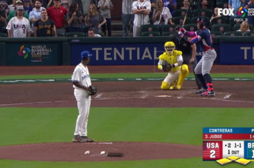 Le lycéen Joseph Contreras brise la batte d'Aaron Judge et provoque un double jeu de fin de manche !