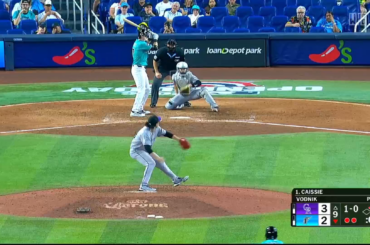 (Point culminant) OWEN CAISSIE WALK-OFF HOMÈRE À DEUX POINTS !