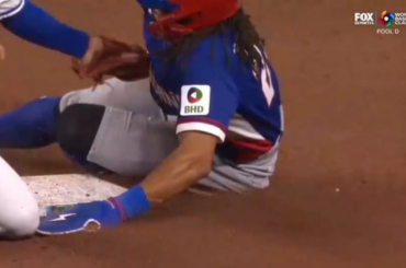 Alerte Pujols sorti de la pirogue !