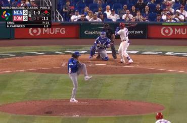 (Point culminant) Junior Caminero donne l'avantage au DR avec un home run de 2 points. Quelle atmosphère électrique