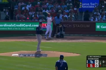 JJ Wetherholt a réussi un circuit lors de son tout premier match de championnat !