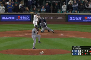 LE BIG DUMPER S'ÉGARDE DES YANKEES ! 🍑