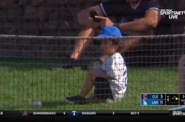 Un jeune espoir des Dodgers s'entraîne à la balle rapide