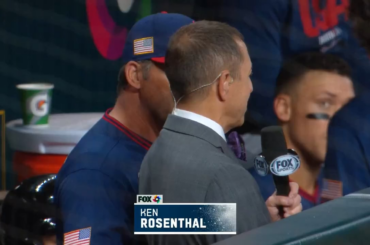 (Point culminant) FOX montre une interview bizarre de Rosenthal avec DeRosa où ils montrent juste l'arrière de la tête de Ken