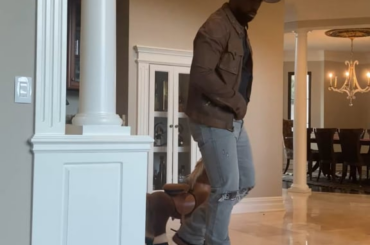Andrew McCutchen publie une vidéo de lui-même dans une tenue de cowboy après avoir signé un contrat de ligue mineure avec les Rangers
