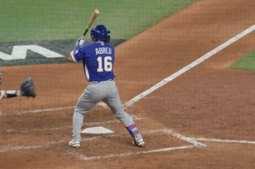 L'explosion monstre de Wilyer Abreu pour donner la tête à l'équipe du Venezuela, capturée depuis les tribunes !
