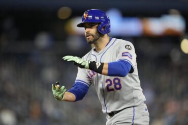 (MLBTR) Mets embauche JD Martinez comme conseiller spécial