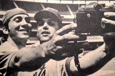 Johnny Bench et Tom Seaver prennent un selfie (1970)