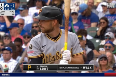 (Point culminant) Grand Chelem de Brandon Lowe pour donner une avance de 5-0 aux Pirates