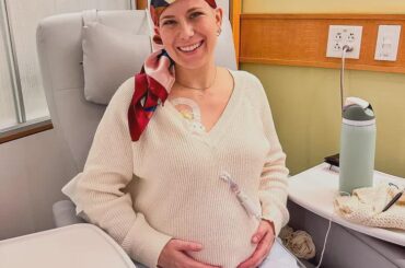 (Jumeaux) Alors qu'elle était enceinte, Alicia, l'épouse de Kody Funderburk, a reçu un diagnostic de lymphome de Hodgkin. Après des traitements de chimiothérapie en cours, les médecins espèrent qu'elle se rétablira complètement.