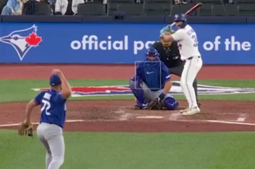 Shohei Ohtani et Yoshinobu Yamamoto regardent et apprennent de Miguel Rojas