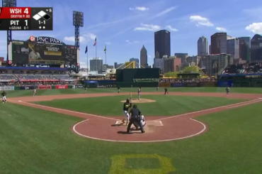 Marcell Ozuna (des Br… Pirates) égalise avec son premier circuit de l'année au 5e