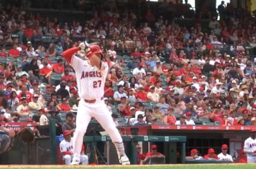 Mike Trout est contraint de quitter le match d'aujourd'hui après avoir été touché à la main.