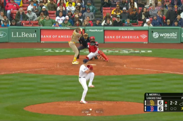 (Point culminant) Jackson Merrill frappe un circuit à Fenway
