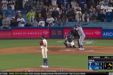 (Point culminant) Alex Vesia obtient l'arrêt contre les Rangers pour remporter la série à l'occasion de son 30e anniversaire !