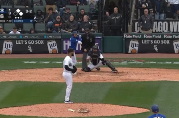 Dominguez réalise son premier arrêt sur le terrain de Nathan Luke alors que les White Sox remportent la série contre les Blue Jays !