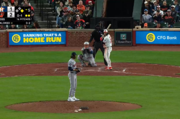 (Point culminant) Pete Alonso prolonge l'avance des Orioles avec une explosion de 2 points