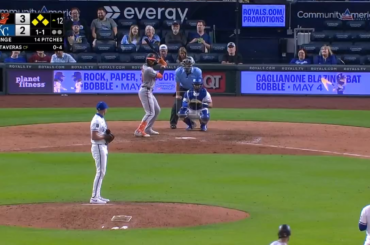 Leody Taveras ouvre grand le jeu de va-et-vient avec un grand chelem en début de 12e