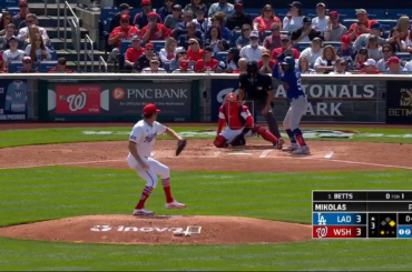 (Point culminant) Mookie Betts donne l'avance aux Dodgers avec un circuit de 2 points