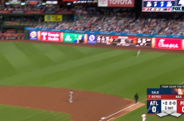 Le nouveau venu Felix Reyes marque son tout premier au bâton dans les majors ! Bienvenue au spectacle !