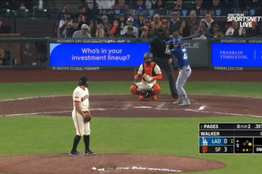 Ryan Walker avec un joli jeu à mains nues pour obtenir l'arrêt contre les Dodgers et les blanchir