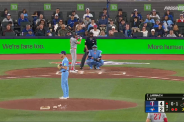 (Point culminant) Trevor Larnach réussit une explosion de 3 points pour prolonger l'avance des Twins !