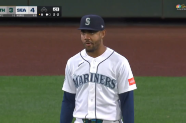 Nick Kurtz égalise avec un RH dans le 9e !