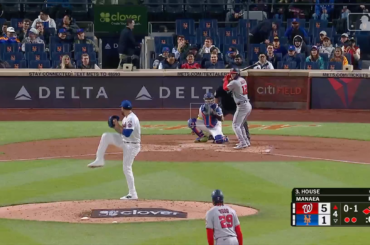C'est un grand salami pour Brady House, alors que les Nats l'explosent avec une avance de 9-1