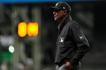 CB Bucknor peut également faire des appels au premier but, mais ne vous inquiétez pas ! Il devrait être de retour derrière le marbre ce vendredi dans l'émission Friday Night Baseball sur Apple TV !