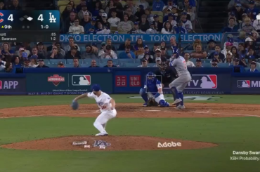 Dansby Swanson place les Cubs en tête au 9e avec un dinger de 2 points contre Tanner Scott !