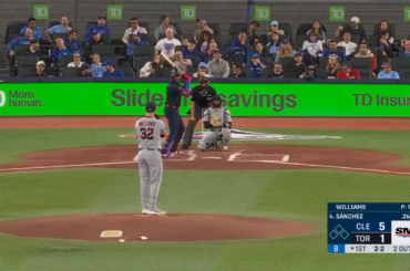 Jesús Sánchez lance un solo de 422 pieds alors que les Blue Jays réduisent le déficit au 1er