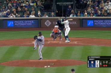 (Point culminant) Julio Rodríguez frappe son premier home run pour égaliser le score 7 chacun !