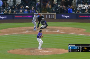 (Point culminant) Victor Vodnik obtient l'arrêt contre les Dodgers