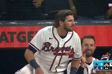 (Surligner) Dom Smith dégage les bases pour donner l'avantage aux Braves