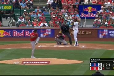 (Point culminant) Jordan Walker frappe UN AUTRE home run